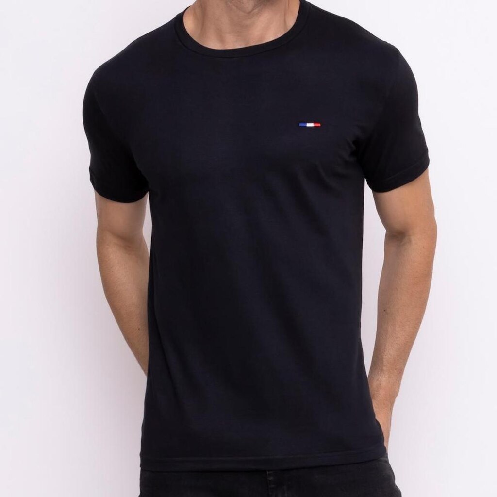 Camisetas FMF Básicas Masculina Industrie em Algodão Premium Bordado França Preto