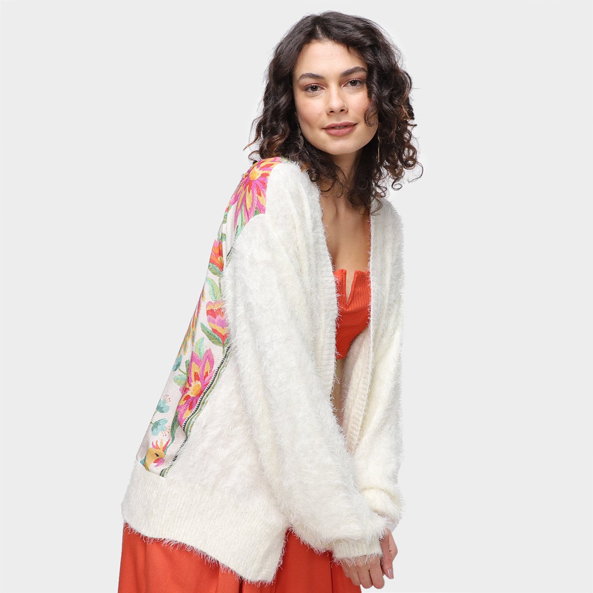 Casaco Farm Tricot Pelinho Araris Ferminino - Off White Menor preço em Casaco Farm Tricot Pelinho Araris Ferminino - Off White