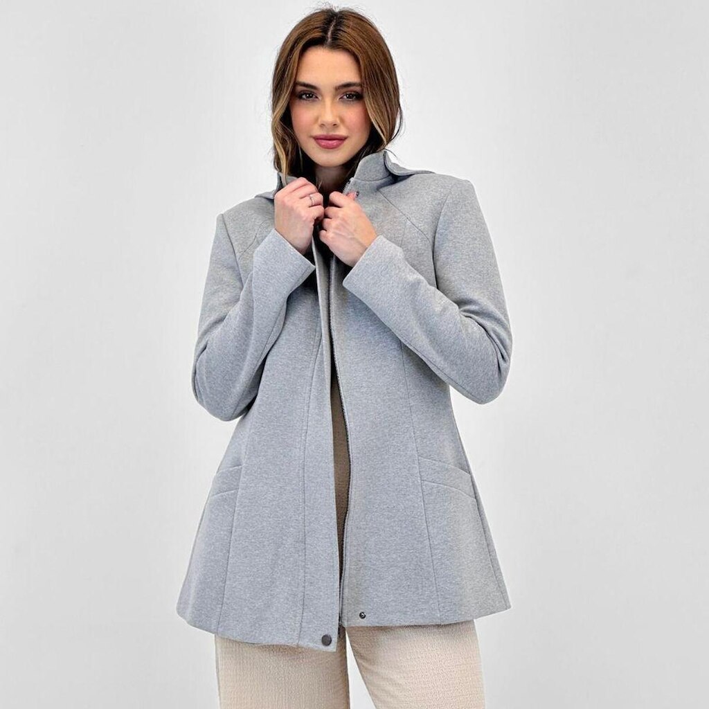 Casaco Malise 7/8 em Malha Executive com Capuz Feminino