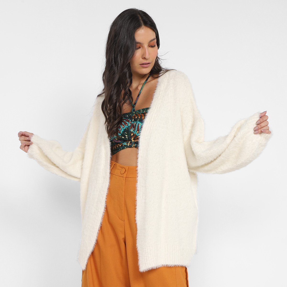 Casaco Tricot Farm Pelinho Feminino - Off White Menor preço em Casaco Tricot Farm Pelinho Feminino - Off White