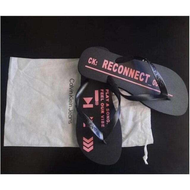 Chinelo Calvin Klein Jeans Reconect Preto CM2OC43CH585-0987