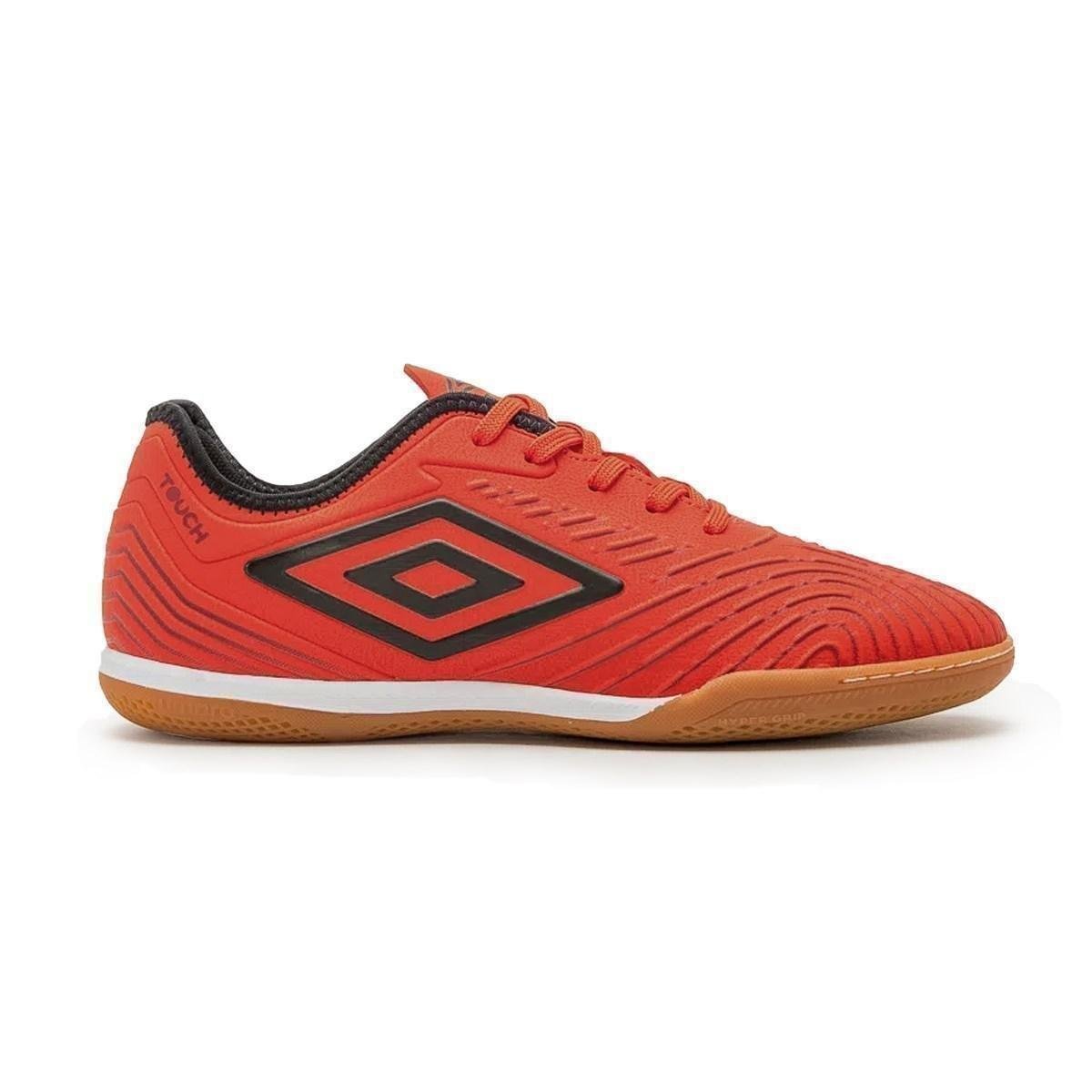 Chuteira Futsal Umbro Touch - Laranja+Preto Menor preço em Chuteira Futsal Umbro Touch - Laranja+Preto