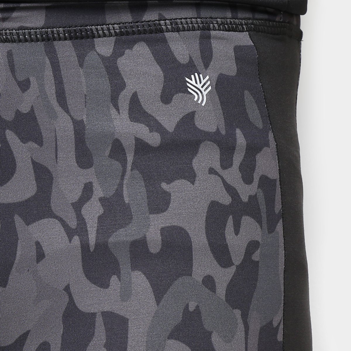 calça de compressão nike camuflada
