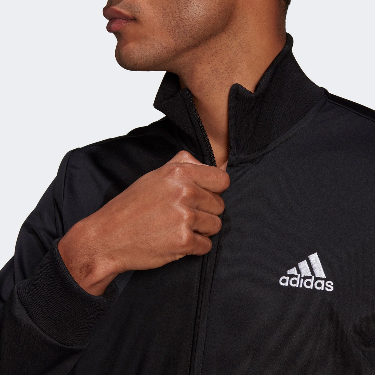 conjunto adidas preto e branco