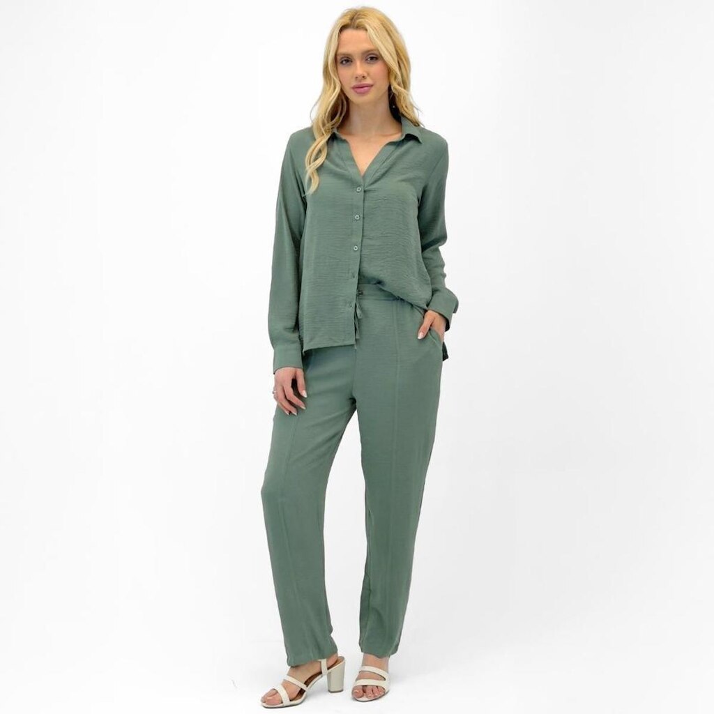 Conjunto Aishty em Tecido Camisa Manga Longa e Calça Reta Feminino