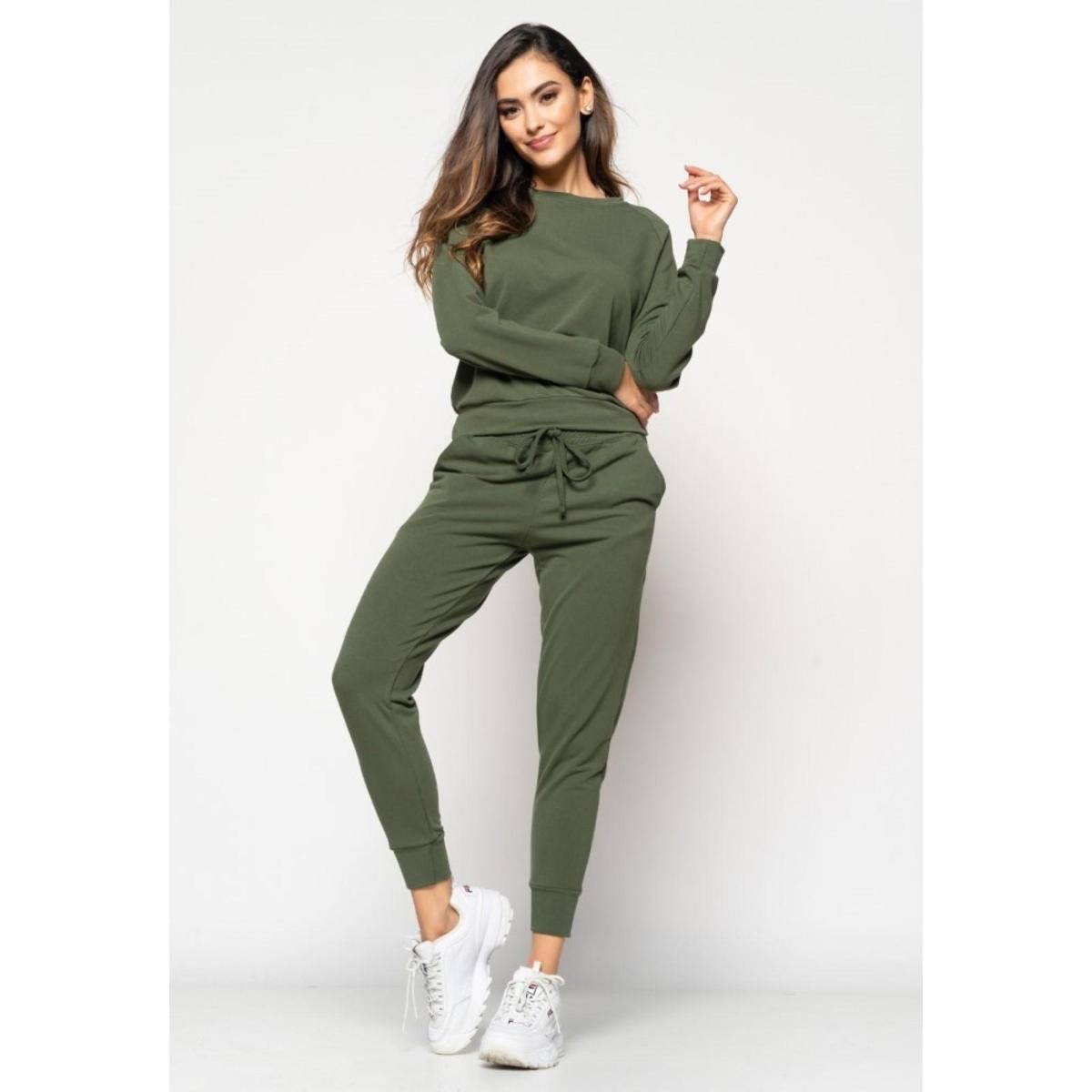 Conjunto De Moletinho Com Casaco Gola Canoa E Calça Jogger Salvatore Fashion Menor preço em Conjunto De Moletinho Com Casaco Gola Canoa E Calça Jogger Salvatore Fashion