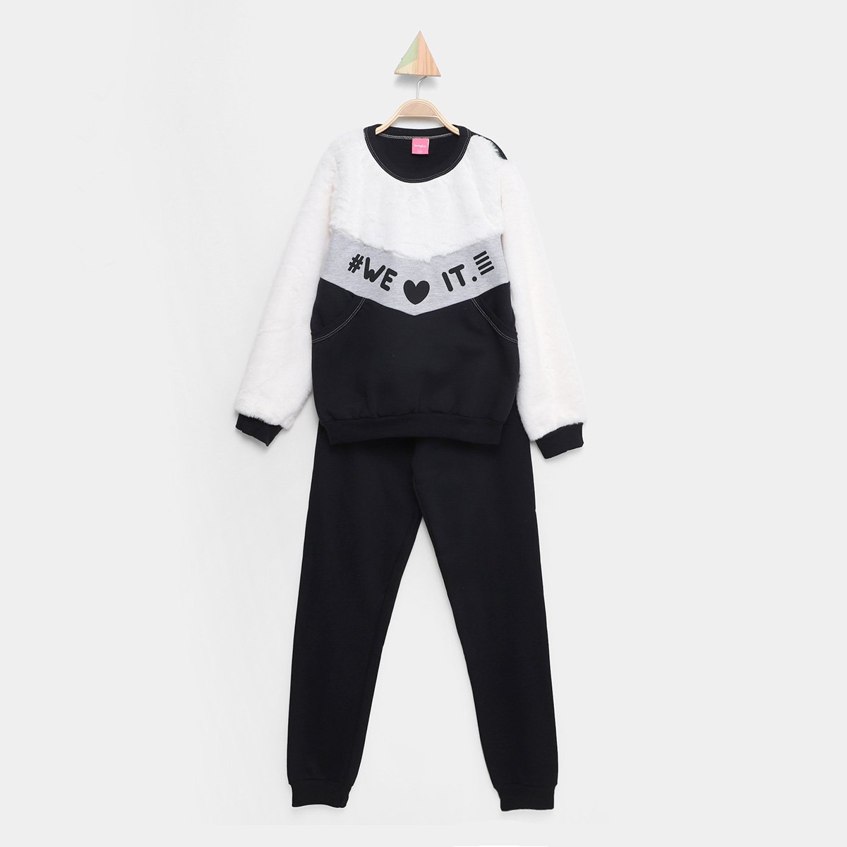 Conjunto Infantil Longo Kamylus Blusa Manga Longa e Calça Moletom We Love It Menina - Preto Menor preço em Conjunto Infantil Longo Kamylus Blusa Manga Longa e Calça Moletom We Love It Menina - Preto