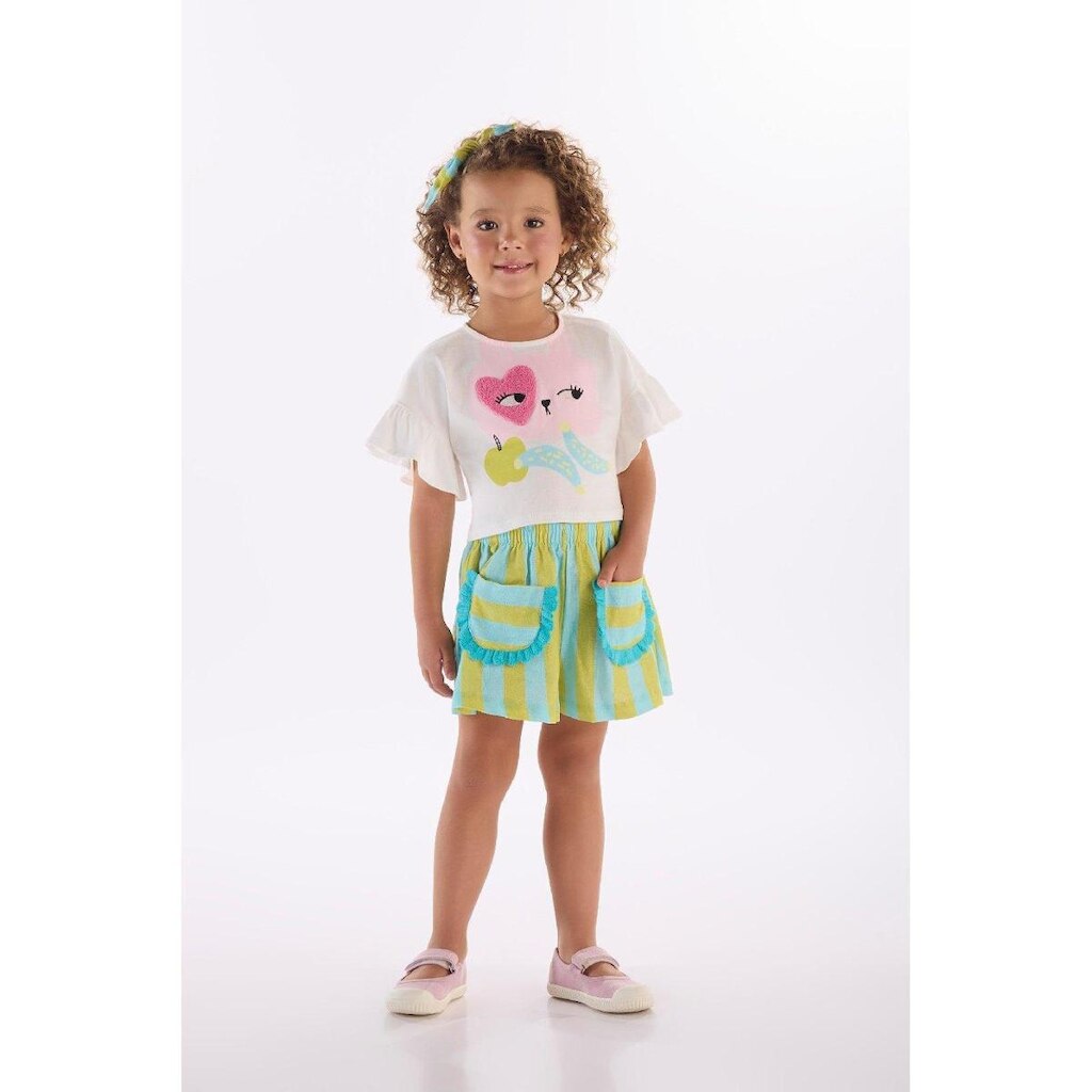 Conjunto Menina com Blusa e Short Três e Já