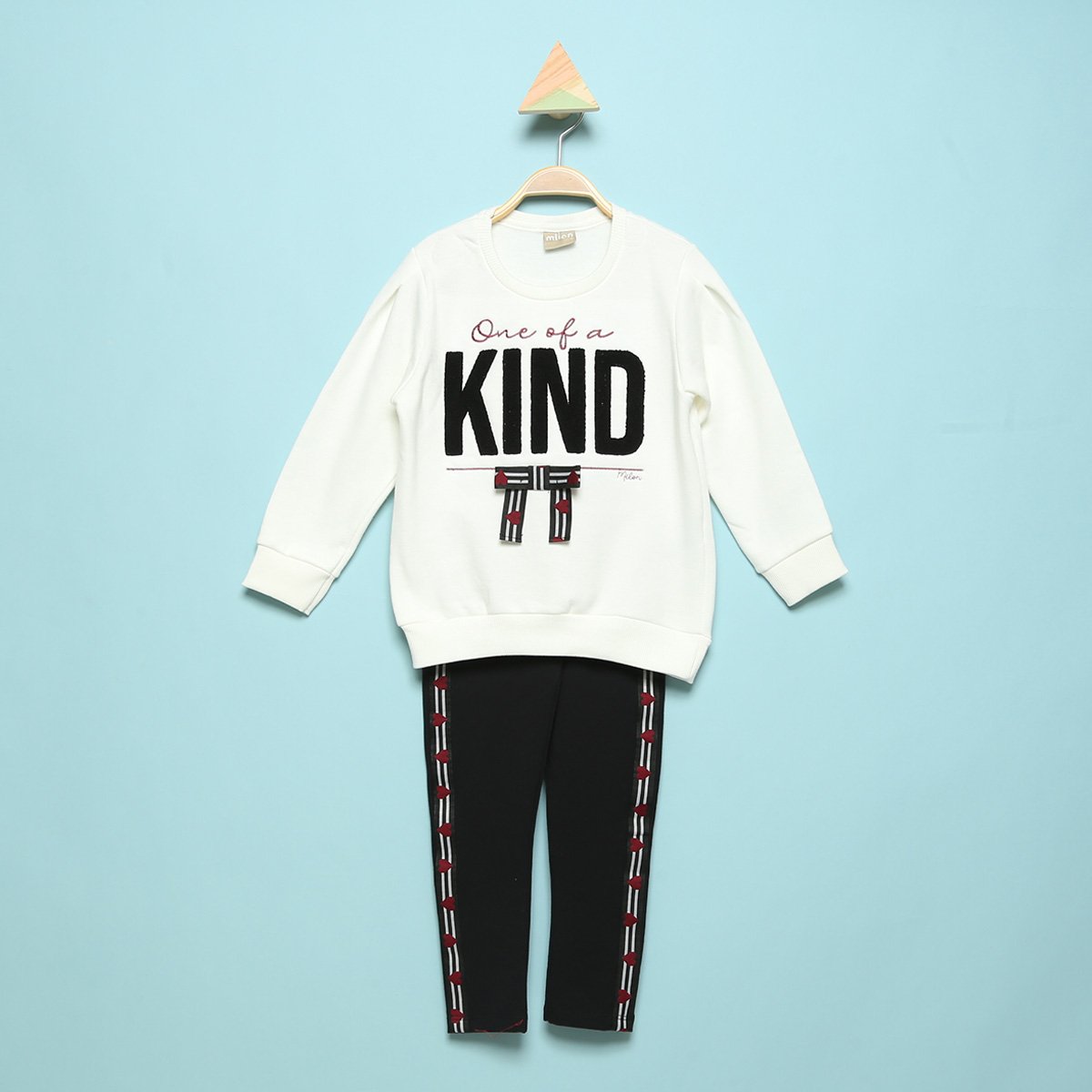 Conjunto Moletom Infantil Milon Kind Feminino - Off White é ruim? Conjunto Moletom Infantil Milon Kind Feminino - Off White é boa?
