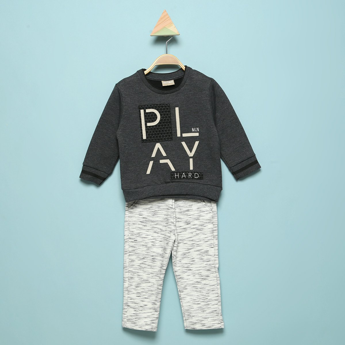 Conjunto Moletom Infantil Milon Peluciado Play Longo - Chumbo Menor preço em Conjunto Moletom Infantil Milon Peluciado Play Longo - Chumbo