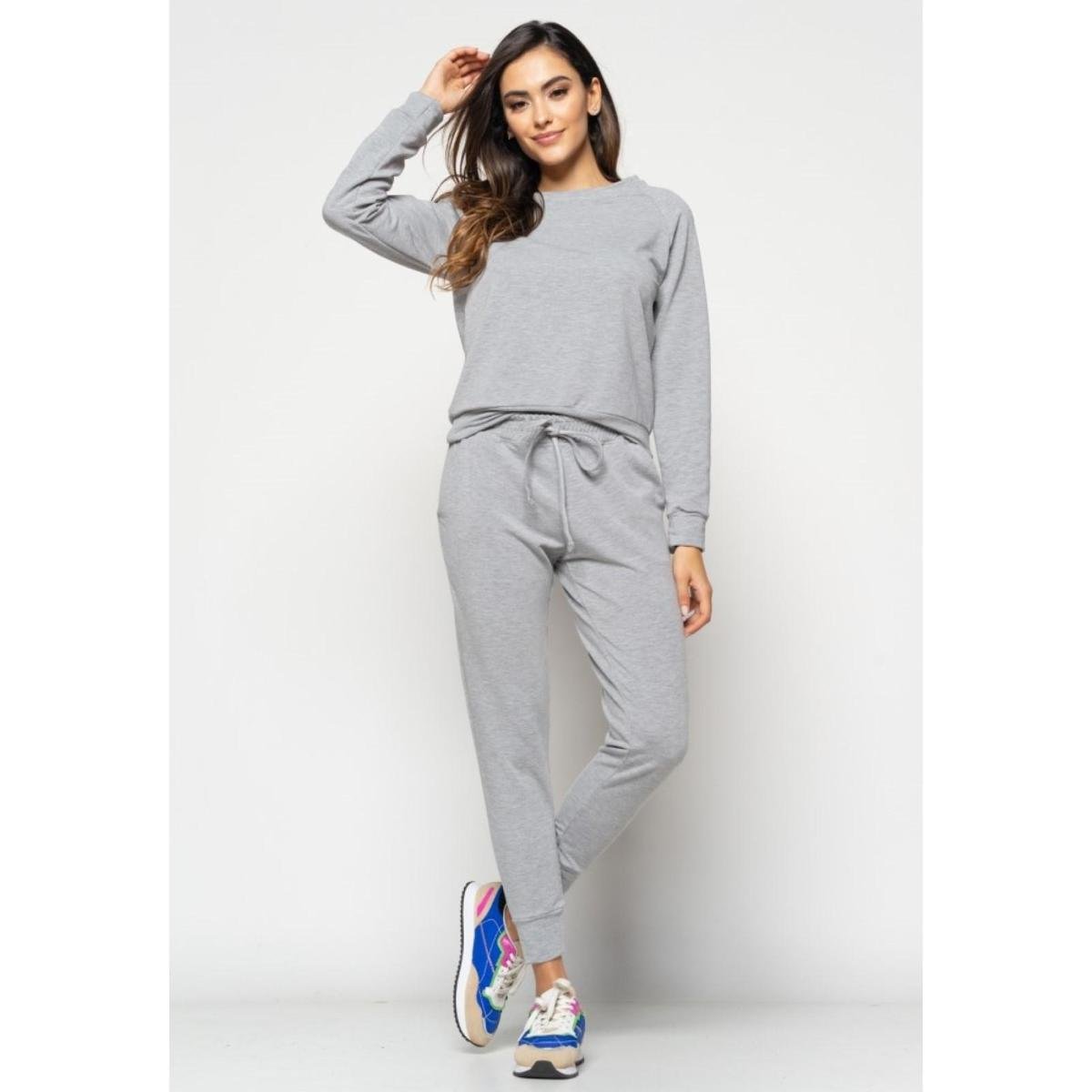 Conjunto Salvatore Comfy Com Casaco Gola Canoa e Jogger Moletinho - Mescla Menor preço em Conjunto Salvatore Comfy Com Casaco Gola Canoa e Jogger Moletinho - Mescla