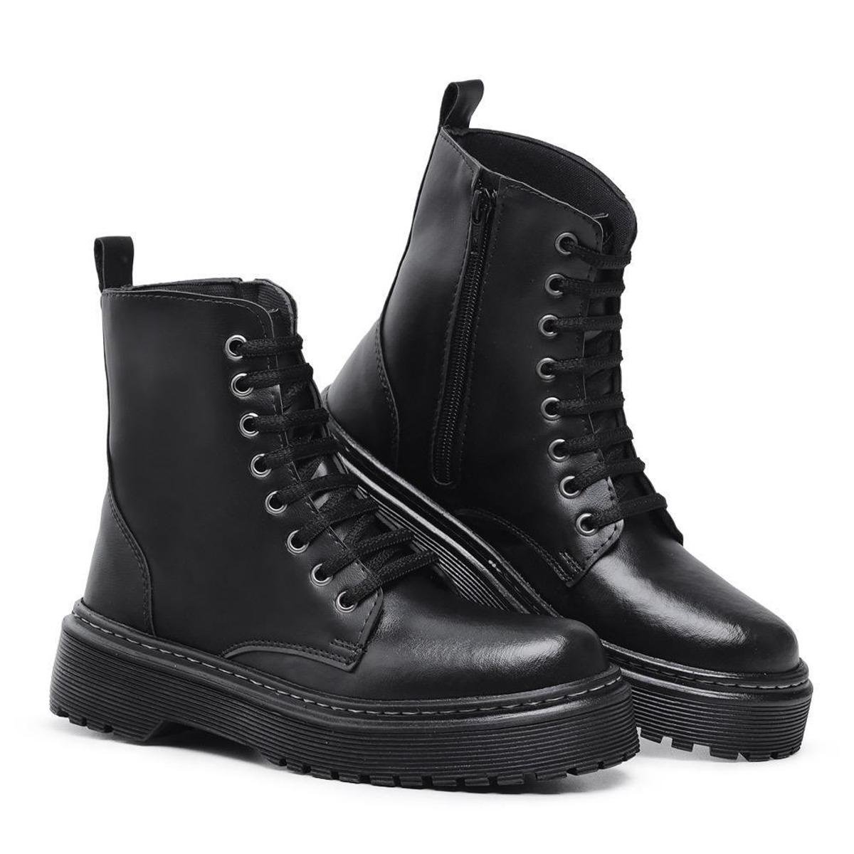 Coturno Bota Feminina Sola Baixa Plataforma Reto Tratorado - Preto Menor preço em Coturno Bota Feminina Sola Baixa Plataforma Reto Tratorado - Preto