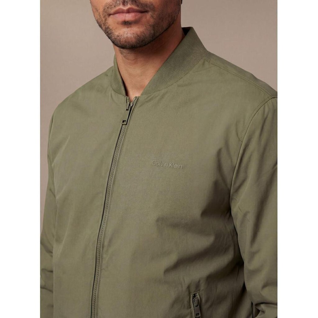 Jaqueta Calvin Klein Bomber Slim - Oliva