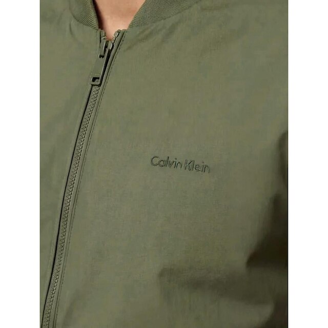 Jaqueta Calvin Klein Masculina Bomber Logo Full Zip Verde Oliva 40FM512 0601