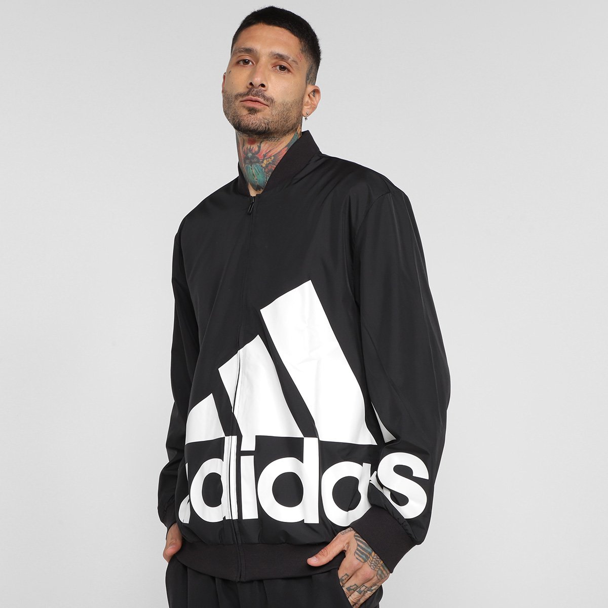 Jaqueta Corta-Vento Adidas Essentials Masculina Zattini