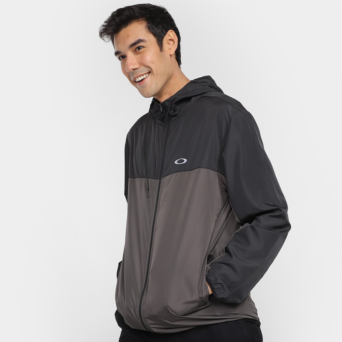 Jaqueta Corta-Vento Oakley Blocked Masculina - Preto Menor preço em Jaqueta Corta-Vento Oakley Blocked Masculina - Preto