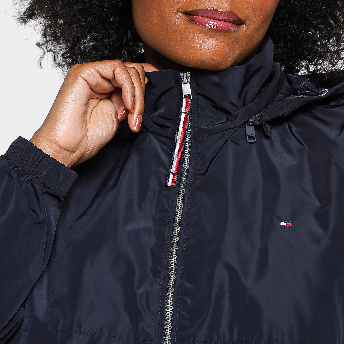 Jaqueta Corta Vento Tommy Hilfiger Transitional Com Capuz Feminina