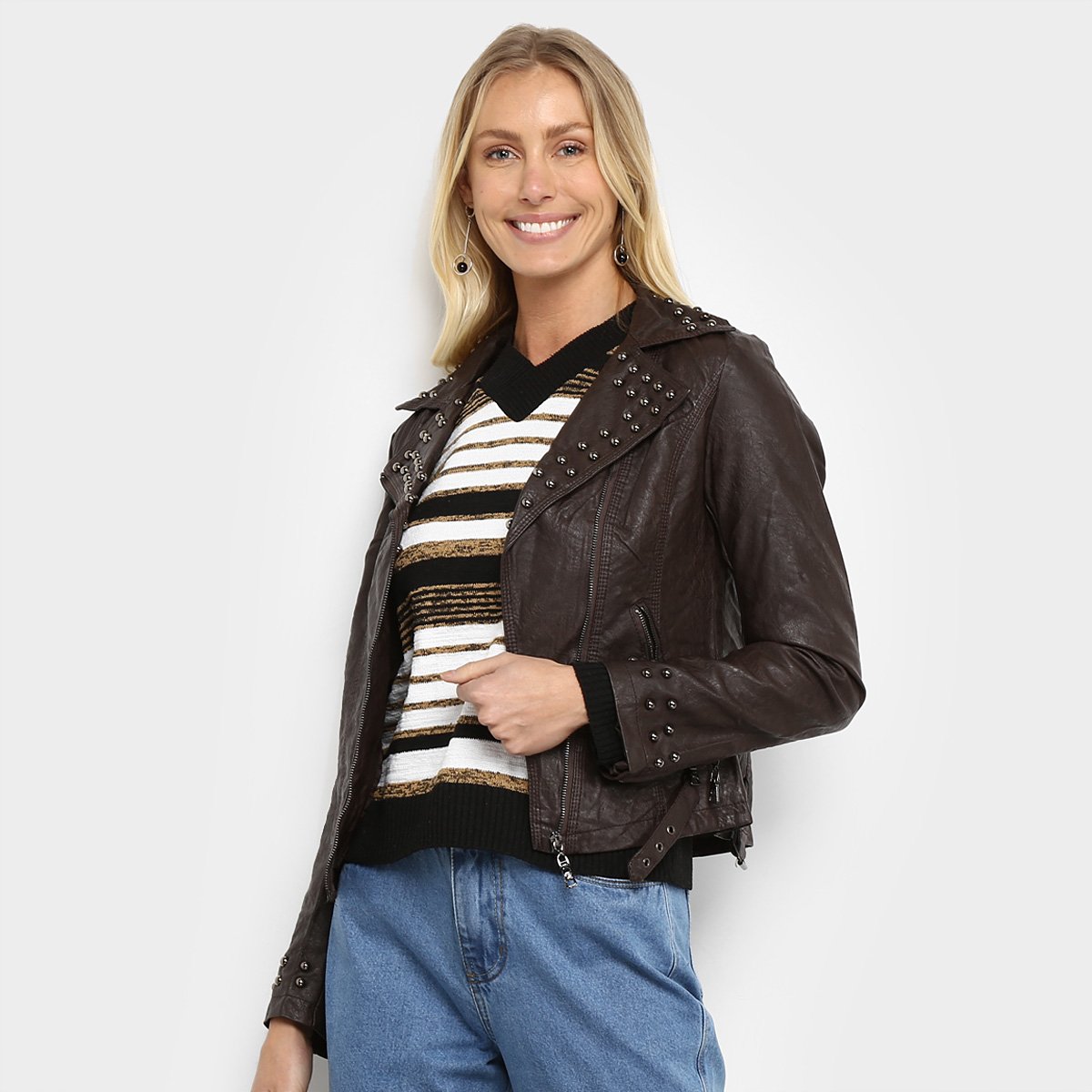 Jaqueta Holin Stone Tachas Feminina - Marrom Menor preço em Jaqueta Holin Stone Tachas Feminina - Marrom