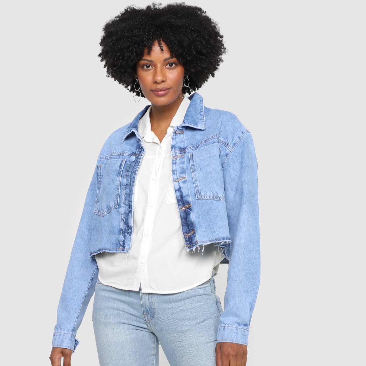 Jaqueta Jeans Denim Cropped Lisa Feminina - Azul Claro é ruim? Jaqueta Jeans Denim Cropped Lisa Feminina - Azul Claro é boa?