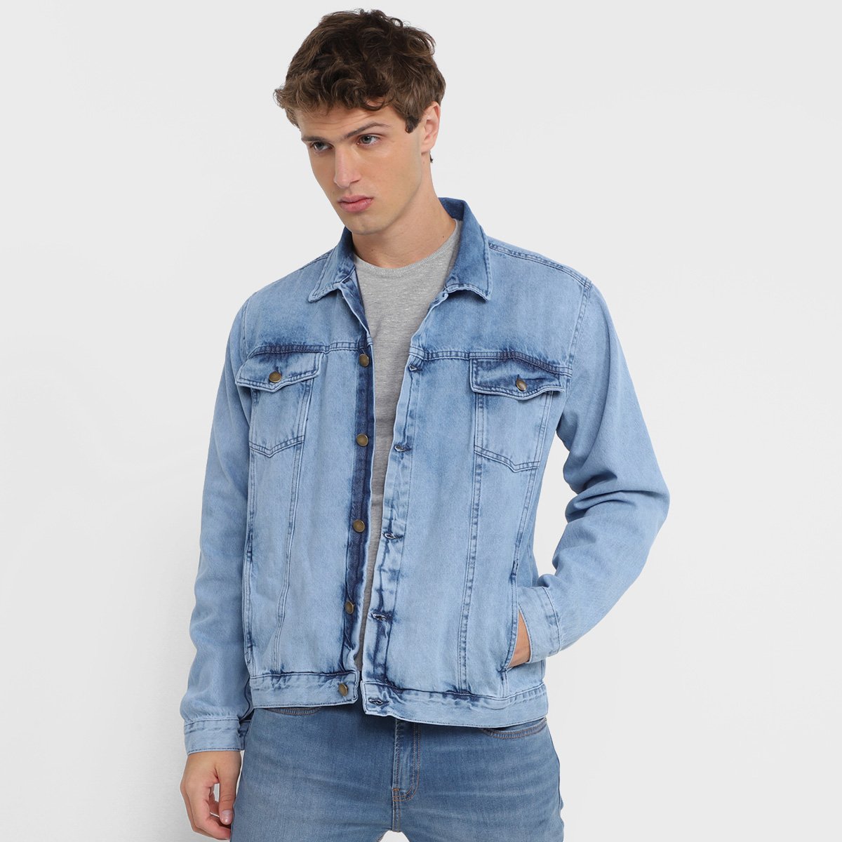 Jaqueta Jeans Grifle Estonada Bolsos Masculina - Azul Claro Menor preço em Jaqueta Jeans Grifle Estonada Bolsos Masculina - Azul Claro