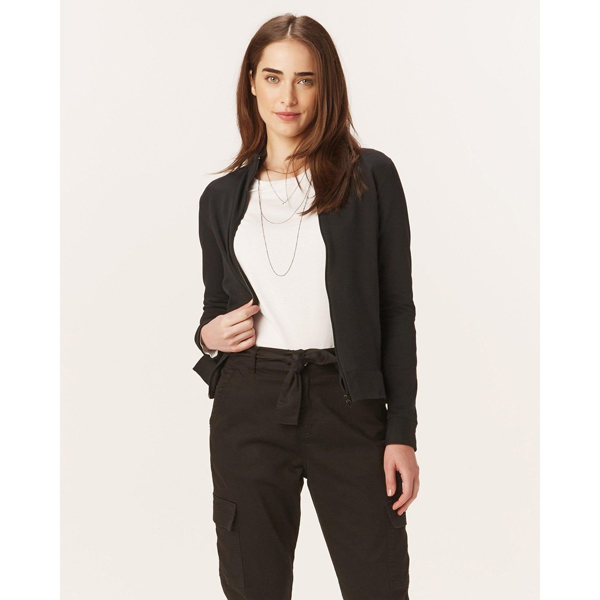Jaqueta Malwee Moletom Stretch Feminina - Preto Menor preço em Jaqueta Malwee Moletom Stretch Feminina - Preto