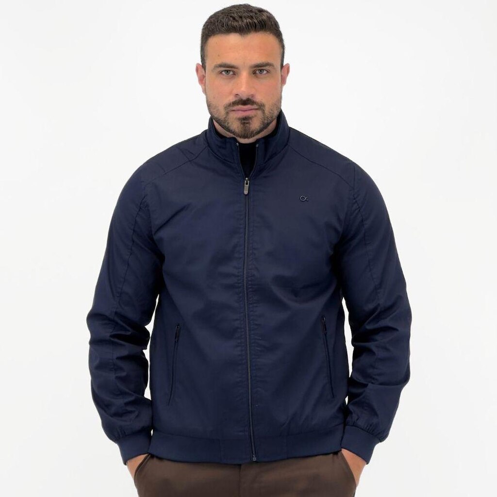 Jaqueta Ogochi Bomber Slim Gola Alta Masculina