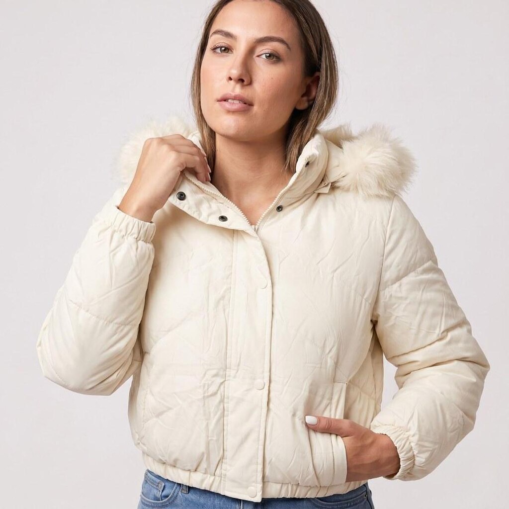 Jaqueta Puffer Feminina Com Capuz Peluciado