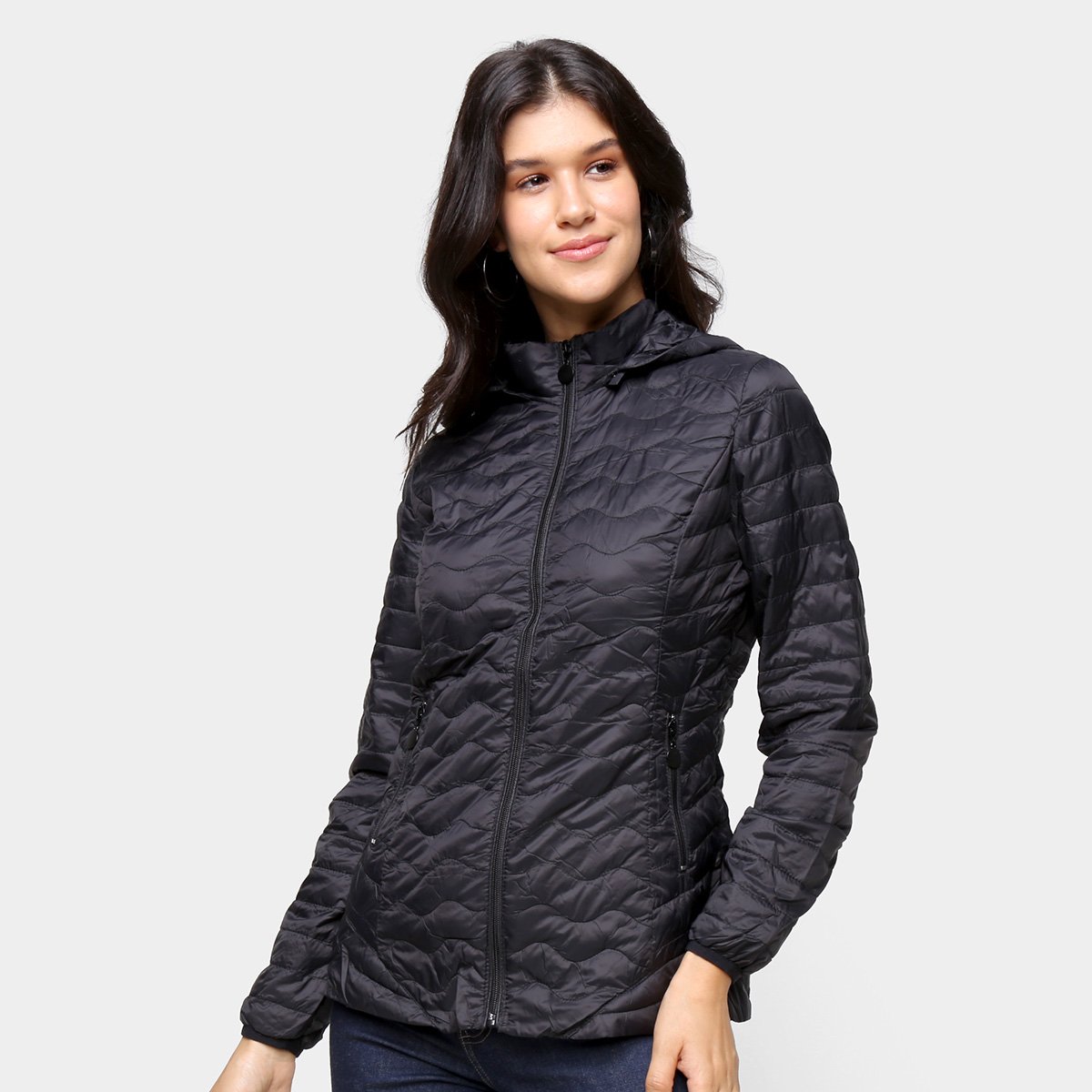 Jaqueta SeV Parka Nylon Alongada Com Capuz Matelassê Feminina - Preto Menor preço em Jaqueta SeV Parka Nylon Alongada Com Capuz Matelassê Feminina - Preto
