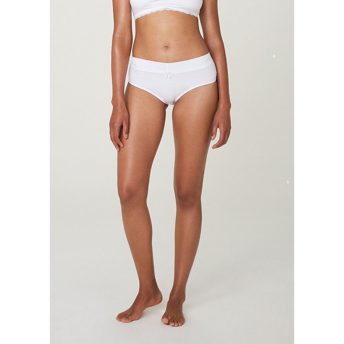 Kit Calcinha Tanga Hering Laço 3 Peças - Off White Menor preço em Kit Calcinha Tanga Hering Laço 3 Peças - Off White