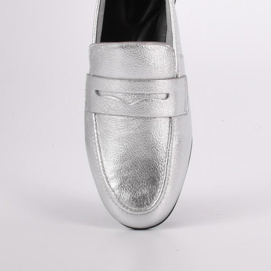 Loafer em Couro Prata Loucos e Santos