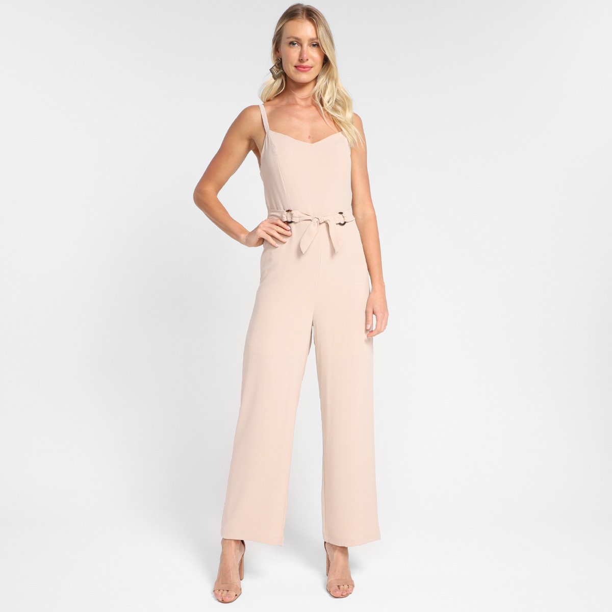 Macacão Efa Liso Com Amarração Feminino - Bege Menor preço em Macacão Efa Liso Com Amarração Feminino - Bege