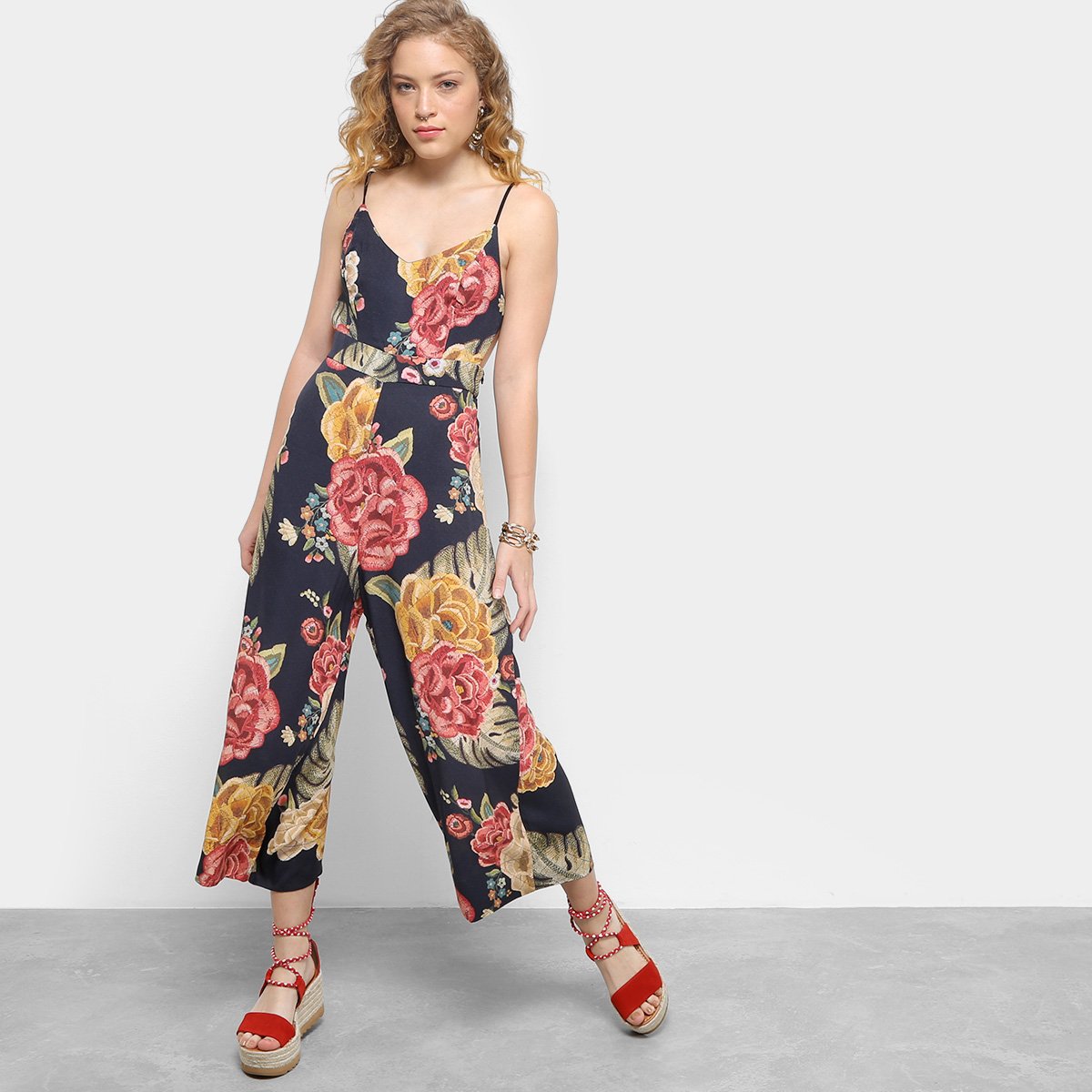 Macacão Farm Cropped Estampado Feminino - Estampado Menor preço em Macacão Farm Cropped Estampado Feminino - Estampado