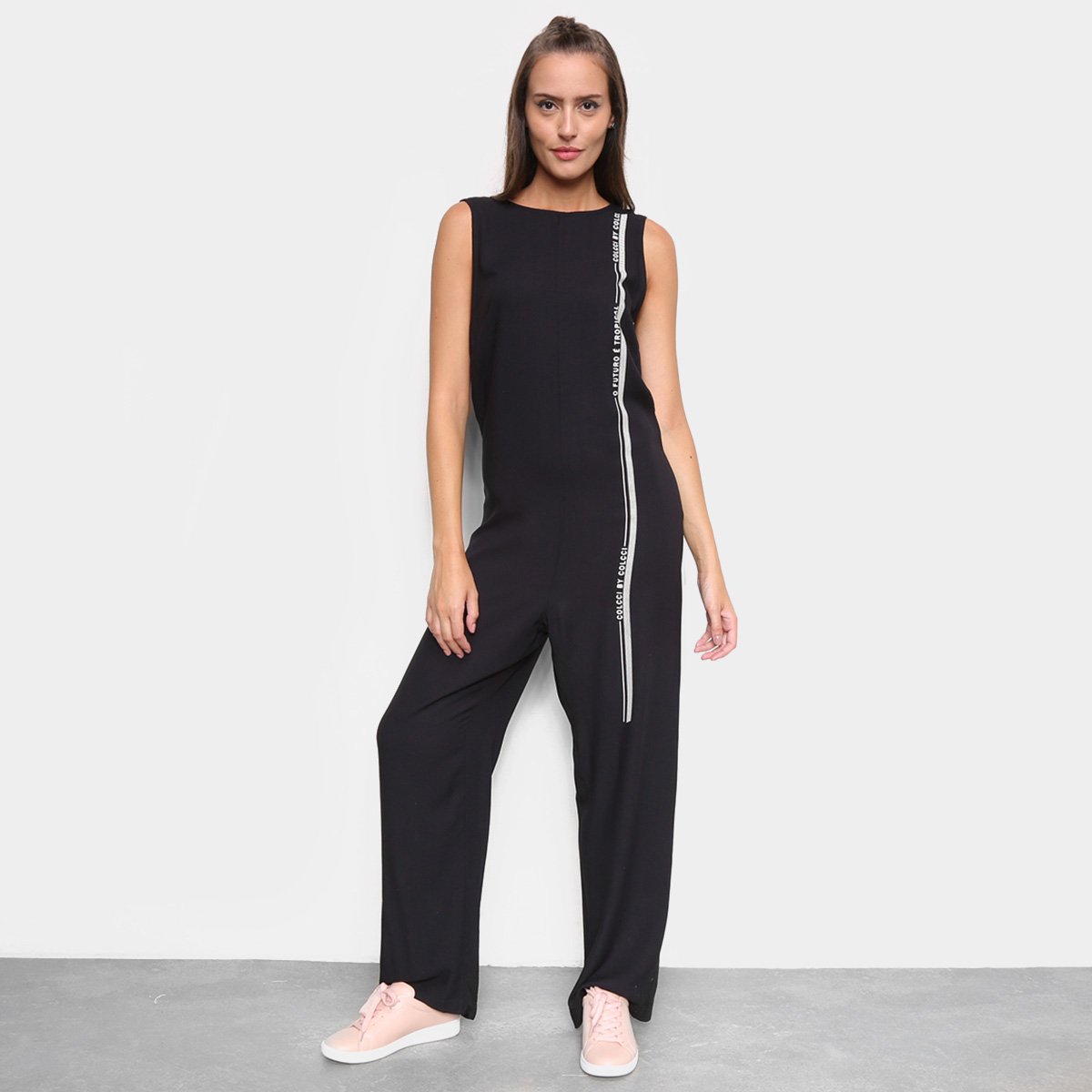 Macacão Longo Colcci Abertura Costas Feminino - Preto Menor preço em Macacão Longo Colcci Abertura Costas Feminino - Preto