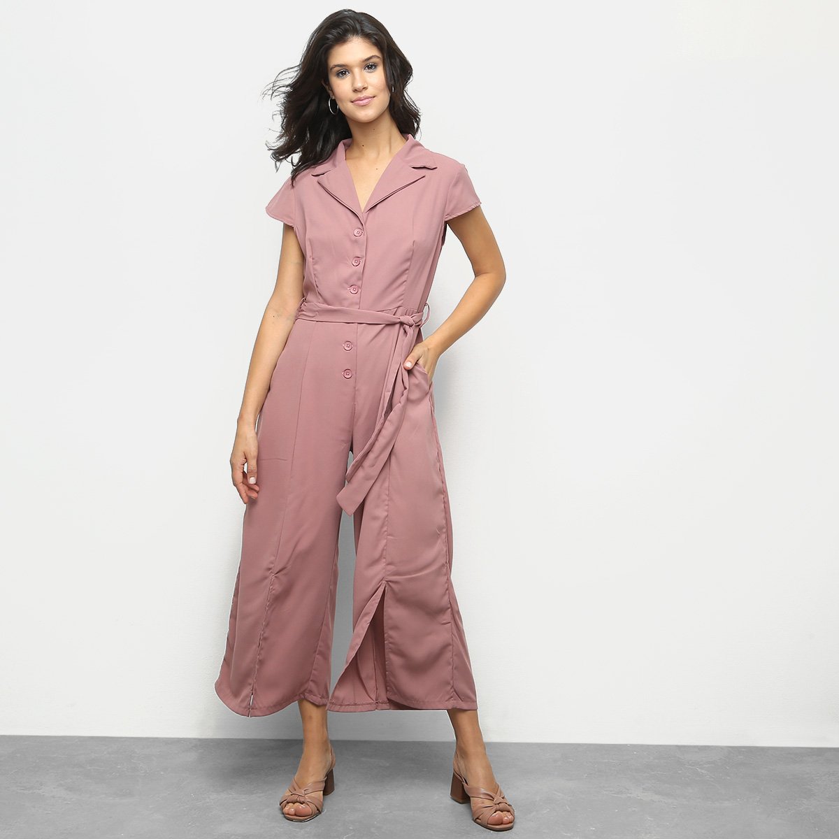 Macacão Sofia Fachion Pantacourt Botões Feminino - Rosa é ruim? Macacão Sofia Fachion Pantacourt Botões Feminino - Rosa é boa?