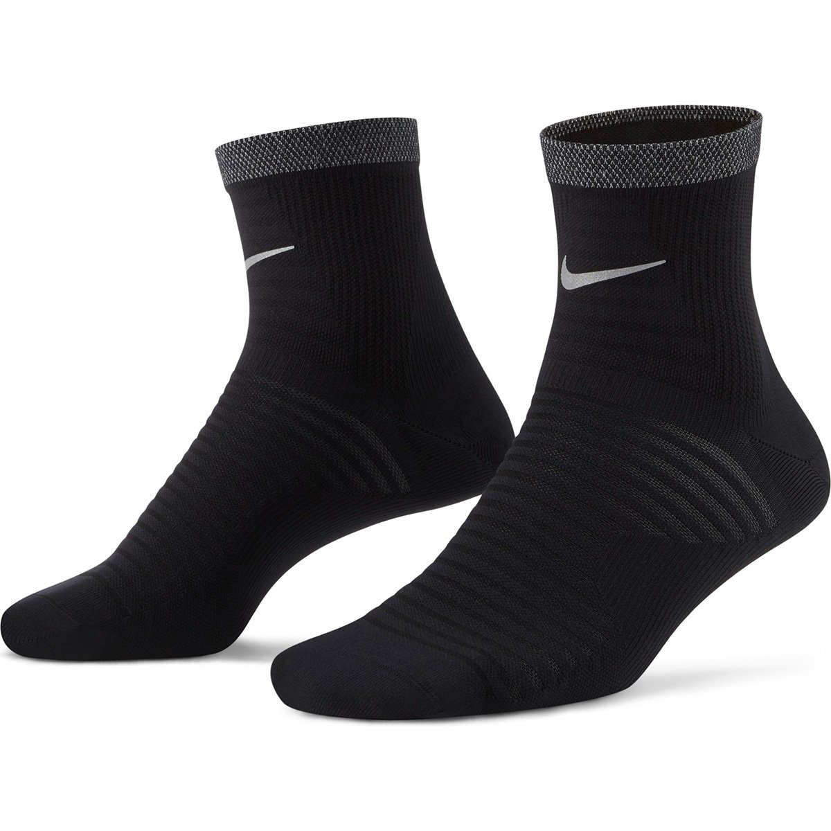 Meia Nike Cano Curto Spark Lightweight - Preto+Prata Menor preço em Meia Nike Cano Curto Spark Lightweight - Preto+Prata