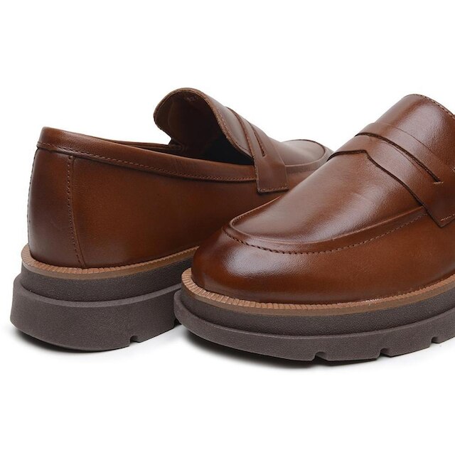 Mocassim Brook Eleva Couro Sola Tratorada Robusta Masculino