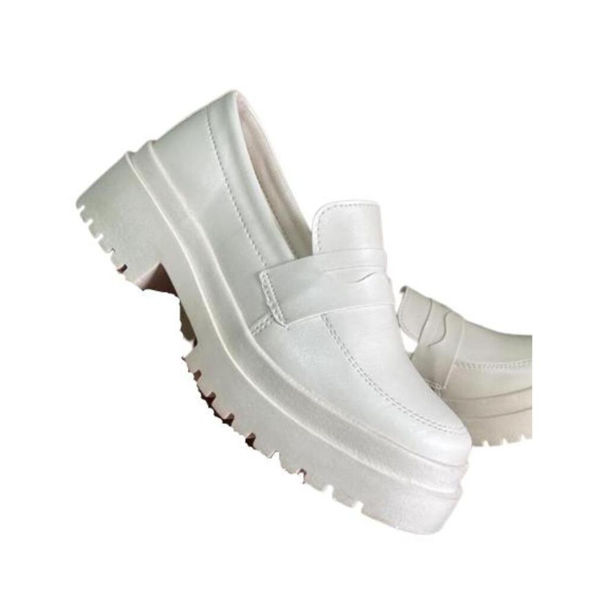 Mocassim Feminino Tratorado Social Blogueira Preto - Off White Menor preço em Mocassim Feminino Tratorado Social Blogueira Preto - Off White