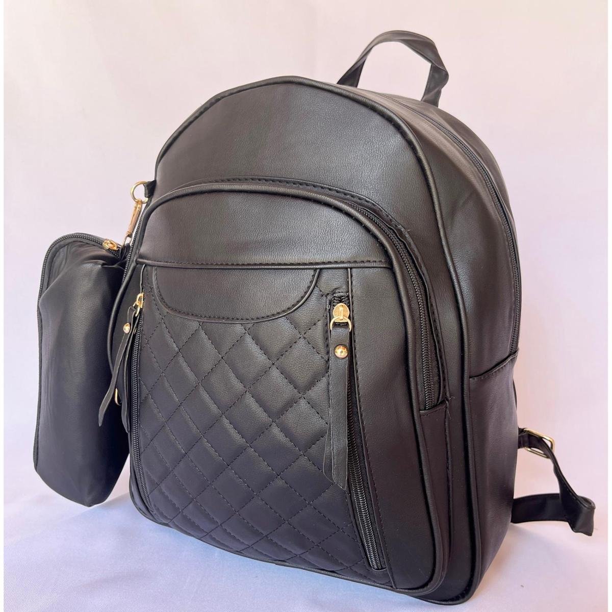 Mochila feminina grande com estojo bolsinha alça de costas 5 bolsos - Preto Menor preço em Mochila feminina grande com estojo bolsinha alça de costas 5 bolsos - Preto