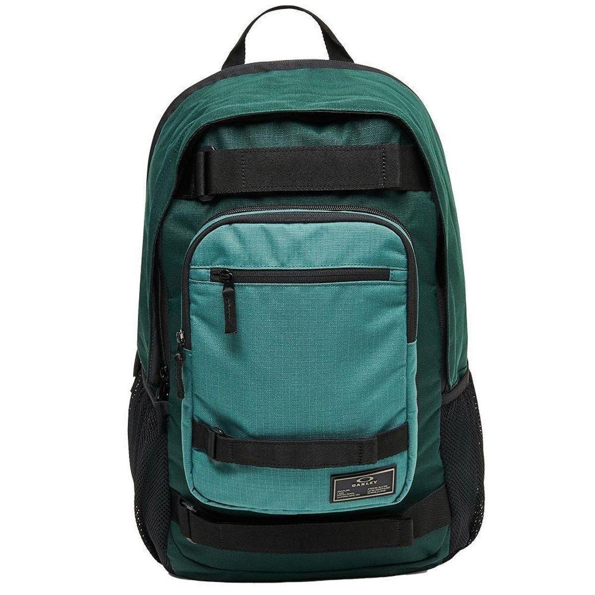 Mochila Oakley Multifunctional Smart Backpack - Verde Menor preço em Mochila Oakley Multifunctional Smart Backpack - Verde