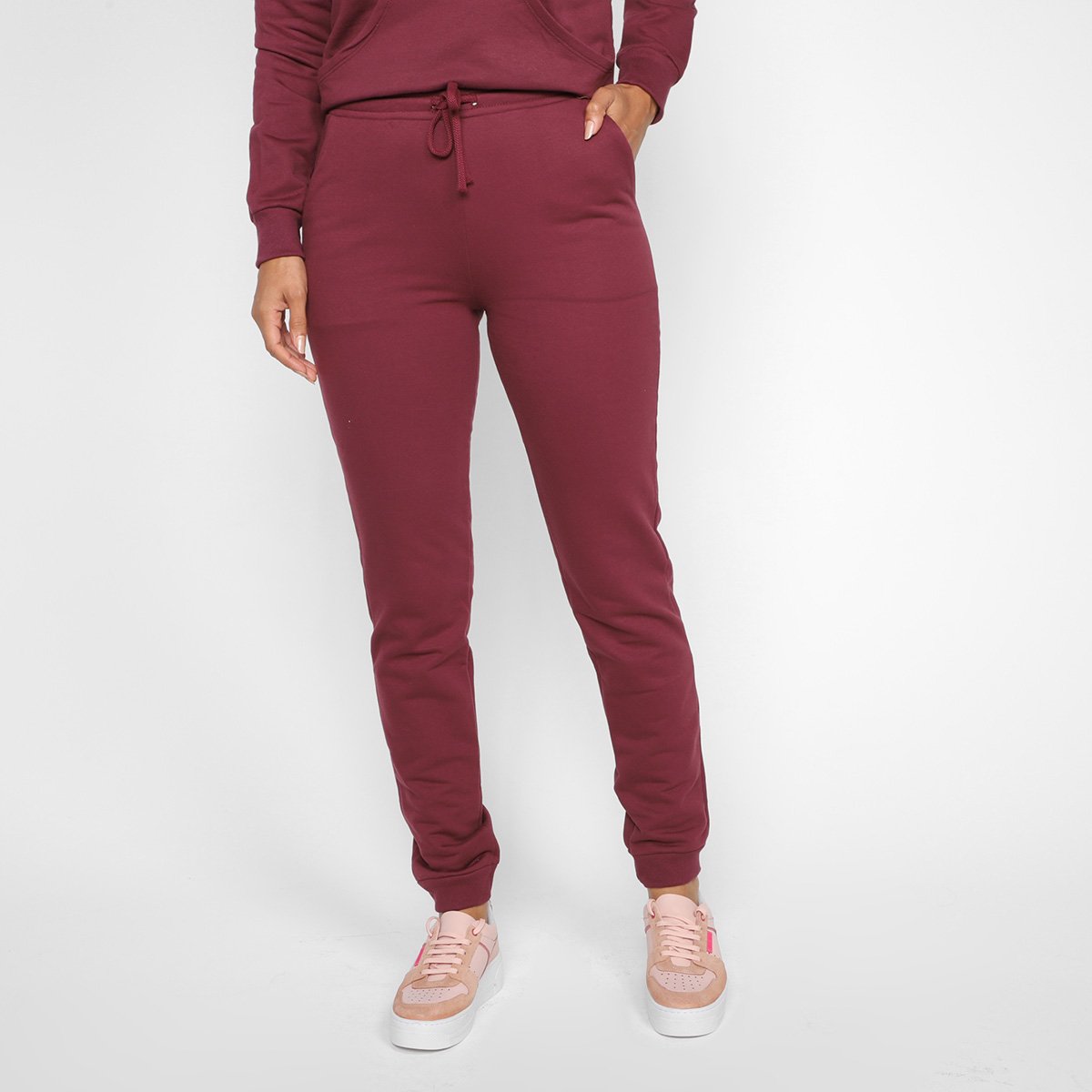 Moletom Basicamente Jogger Feminino - Vermelho é boa?