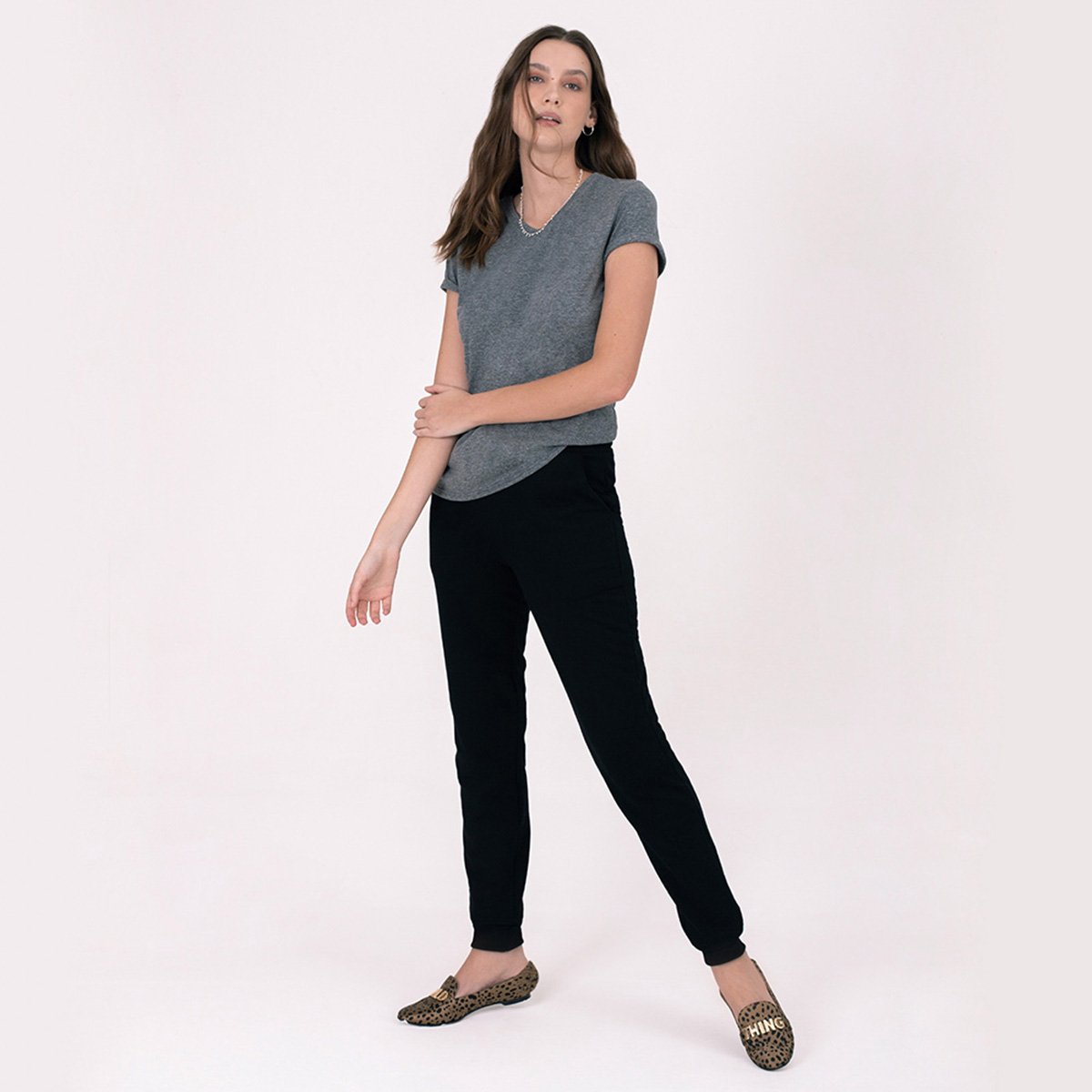 Moletom Basicamente Unit Feminino - Preto é ruim? Moletom Basicamente Unit Feminino - Preto é boa?