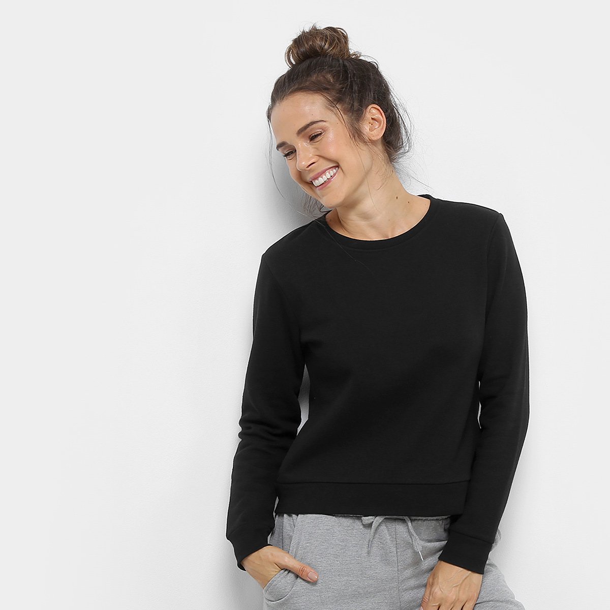 Moletom Burn Básico Feminino - Preto Menor preço em Moletom Burn Básico Feminino - Preto