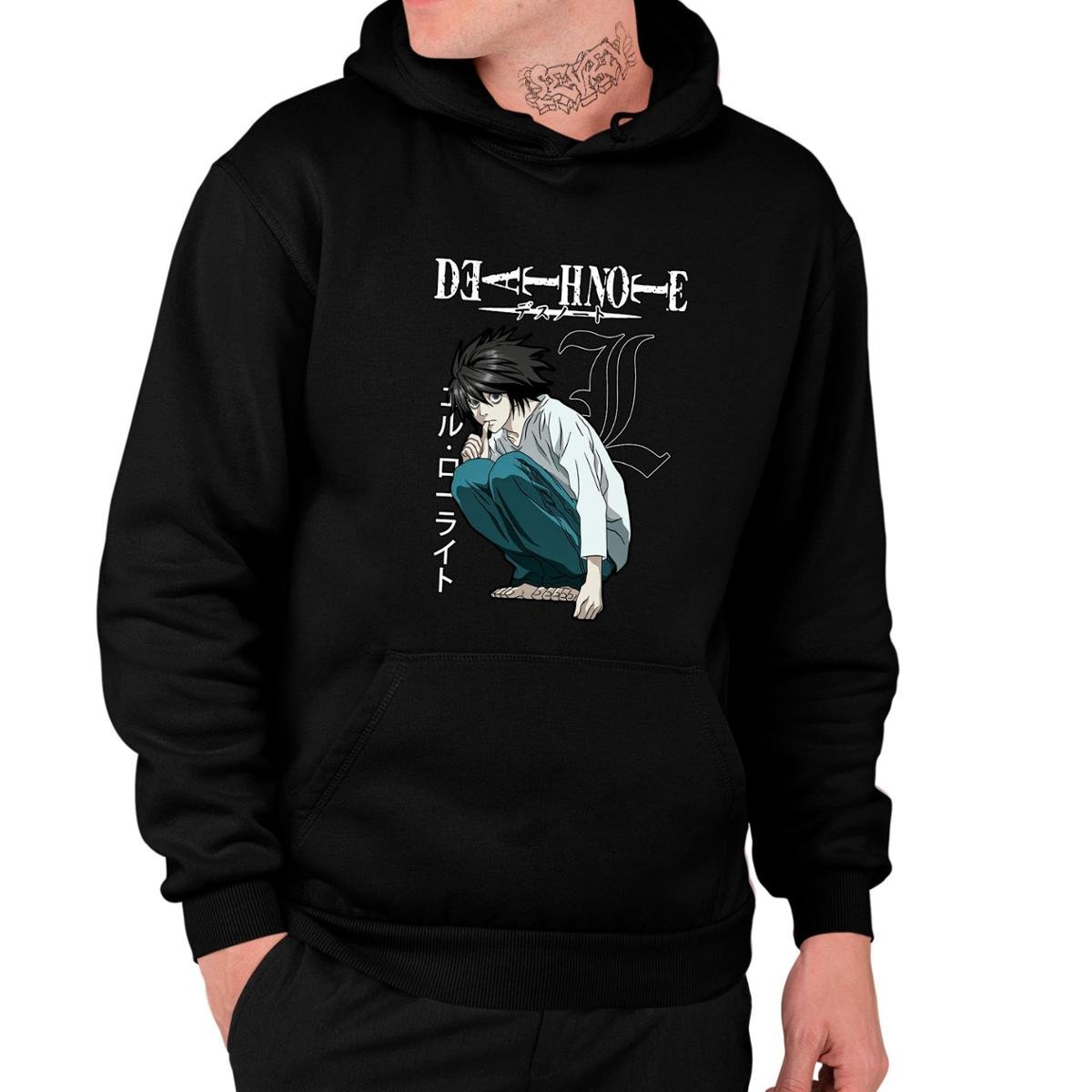 Moletom Estampado Estilo Canguru Unissex L Lawliet Agachado - Preto Menor preço em Moletom Estampado Estilo Canguru Unissex L Lawliet Agachado - Preto