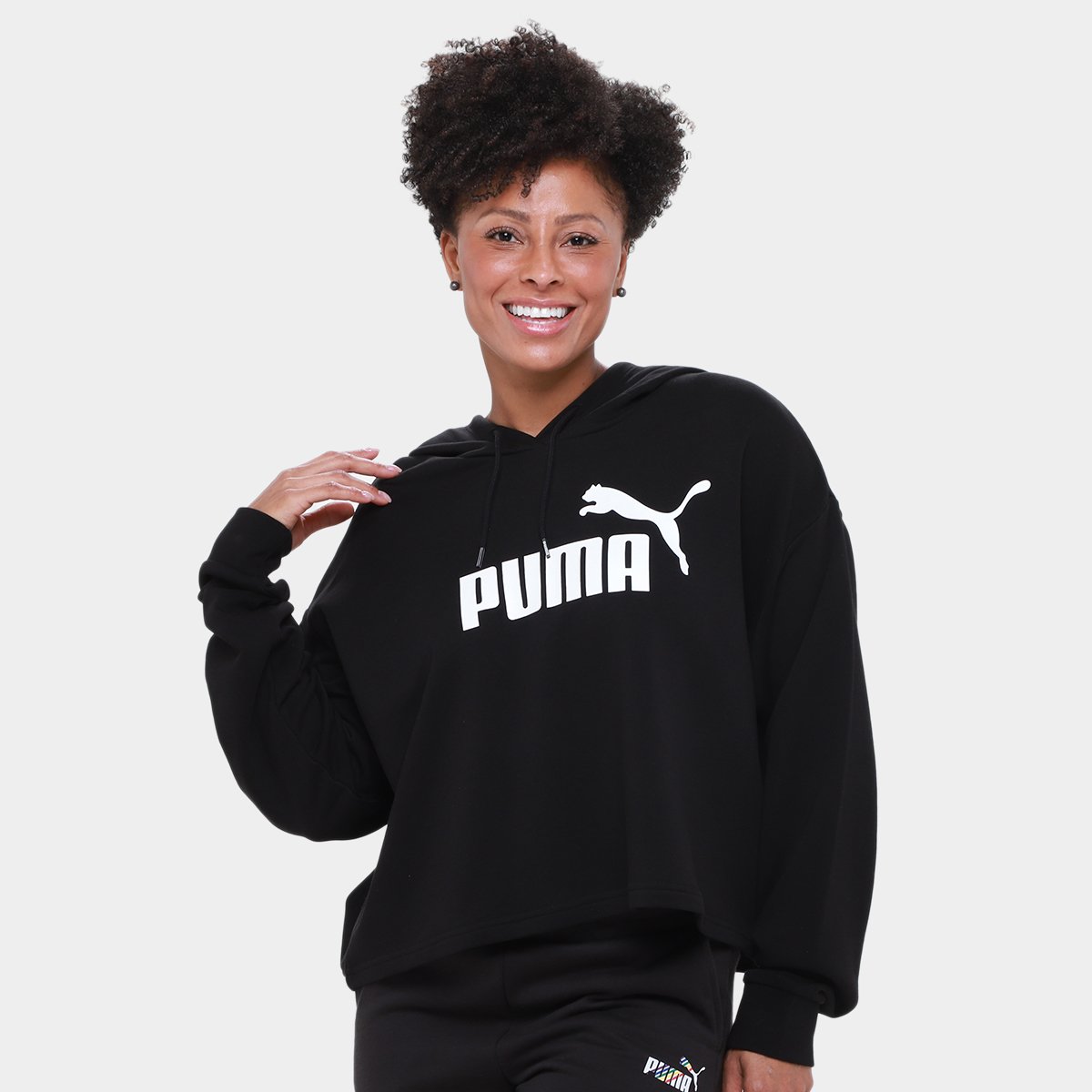 Moletom Puma Cropped Logo C/ Capuz Feminino Menor preço em Moletom Puma Cropped Logo C/ Capuz Feminino