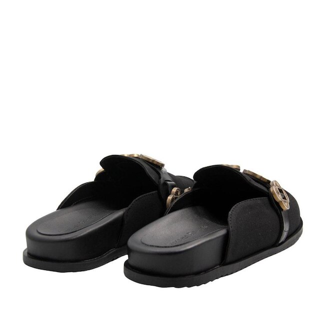 Mule Suzana Santos Preto