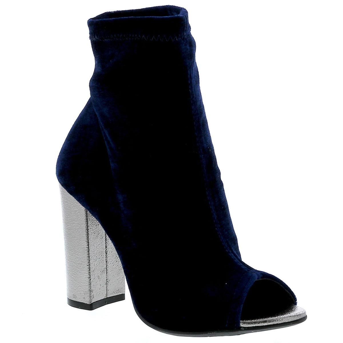 adidas supernova sequence boost