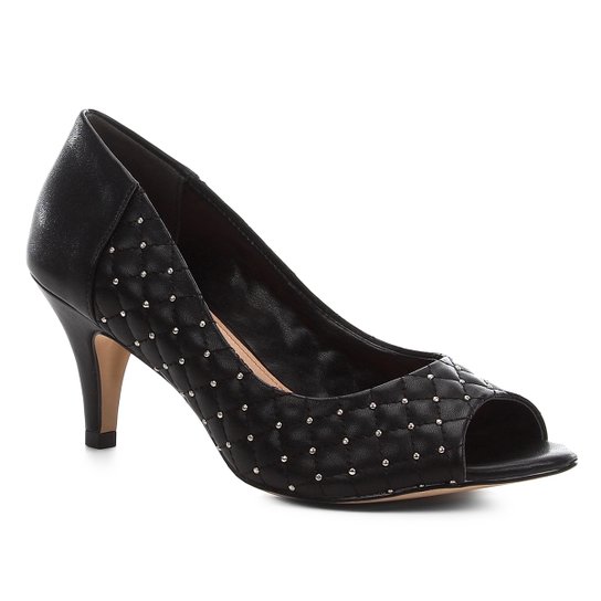 Peep Toe Couro Shoestock Matelassê Tachas - Preto