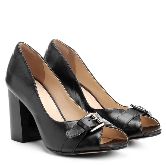 Peep Toe Couro Shoestock Salto Grosso Vegetal Fivela - Preto