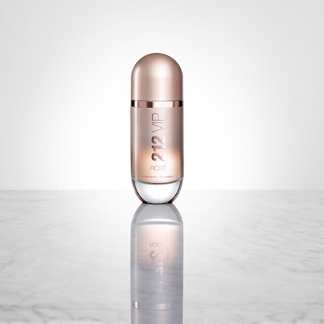 Perfume Carolina Herrera 212 VIP Rosé Feminino Eau de Parfum 30ml