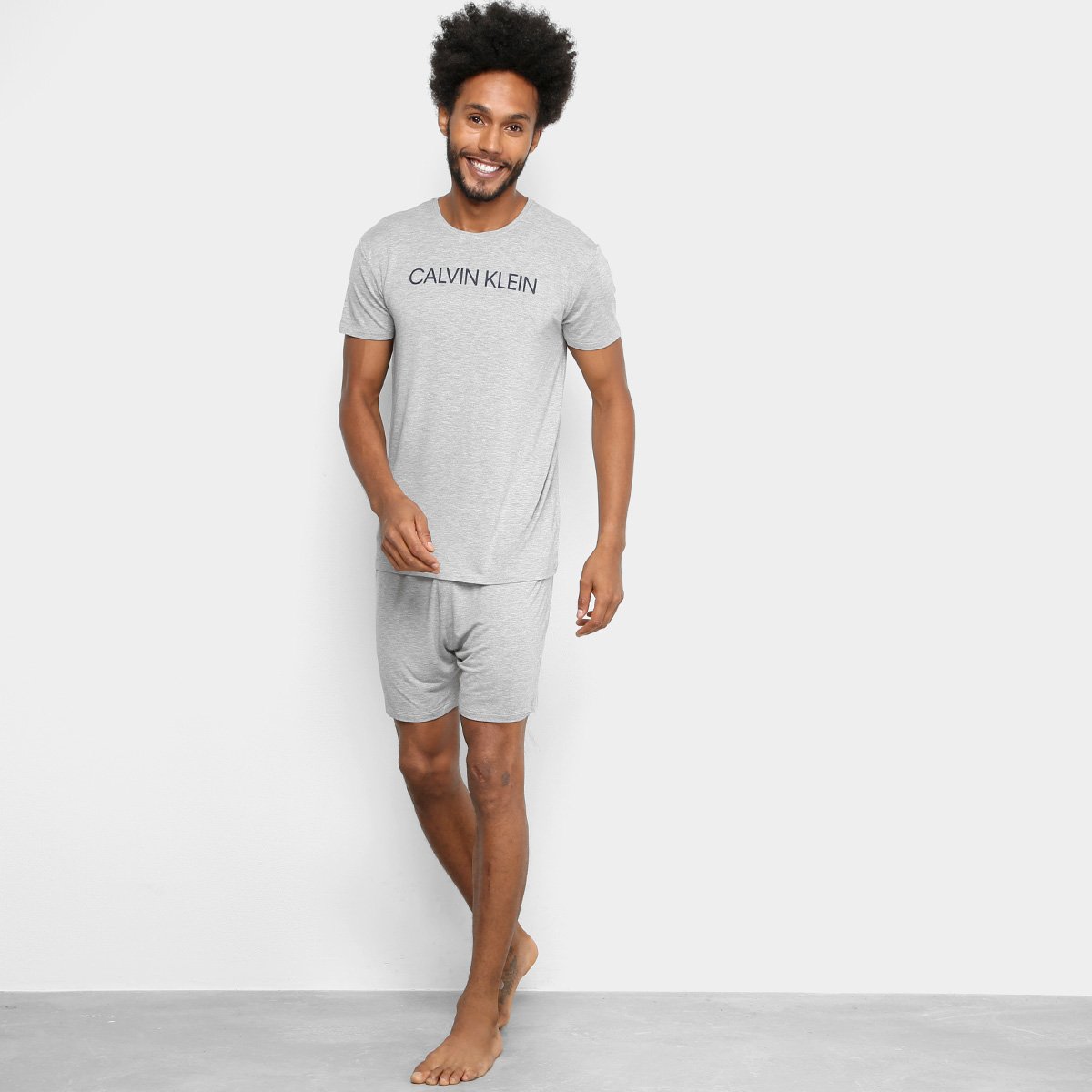 Pijama Calvin Klein Viscolight Masculino - Cinza Menor preço em Pijama Calvin Klein Viscolight Masculino - Cinza